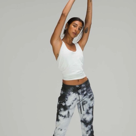 Lululemon Love Tank - Picture 2 of 5